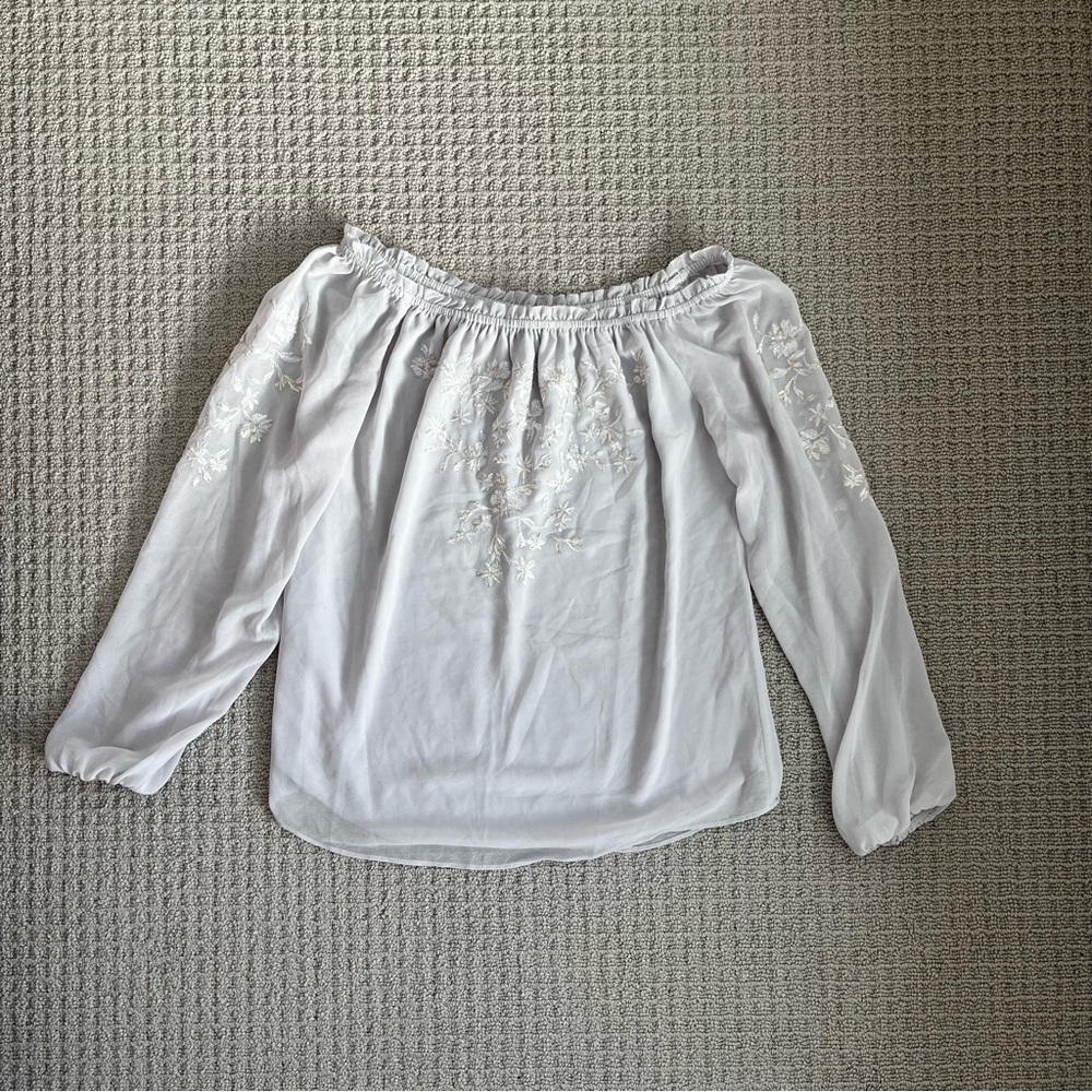 White House Black Market Light Grey Chiffon Embroidered Blouse